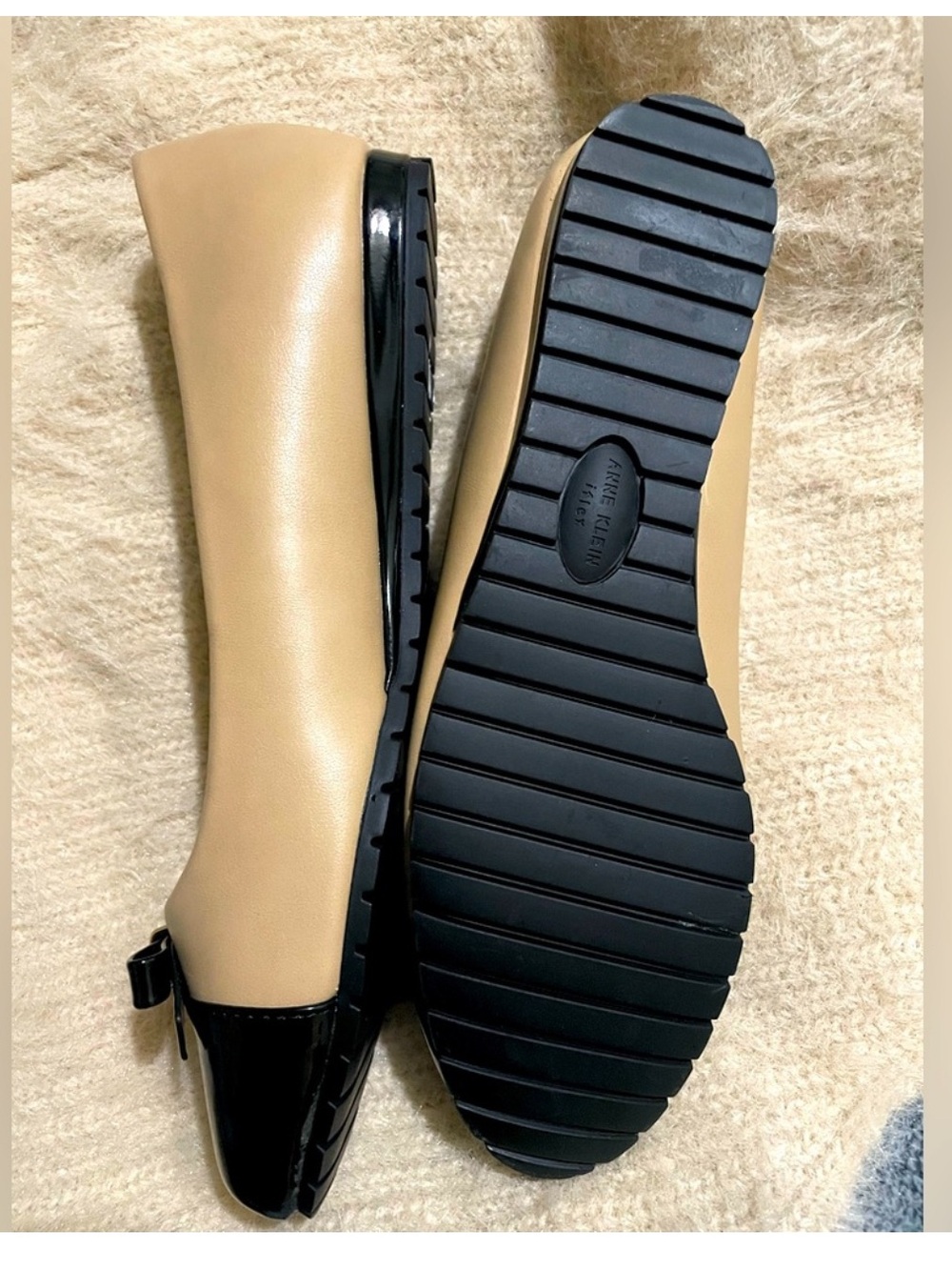 Anne Klein Two-Tone Beige and Black Cap-Toe Flats with Bow - Picture 3 of 4